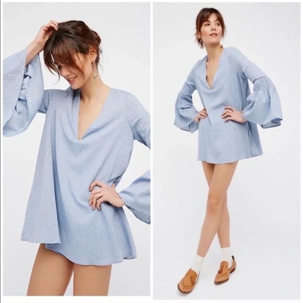 Free People Chambray Bell Sleeve Blue Cotton Peasant Romper Mini Dress sz M Boho
